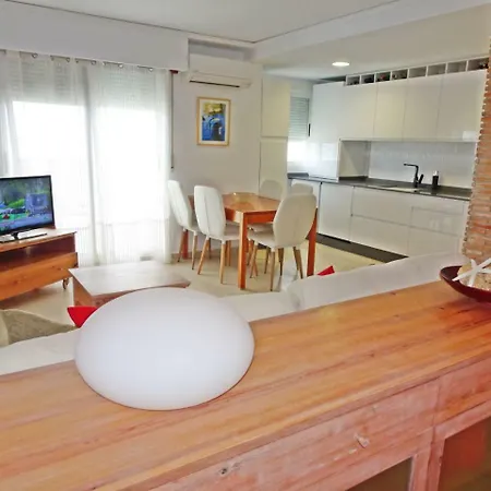 Neptuno - Frente A La Playa Appartement *